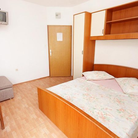 Apartments By The Sea Drvenik Donja Vala, Makarska - 6701 Kamer foto