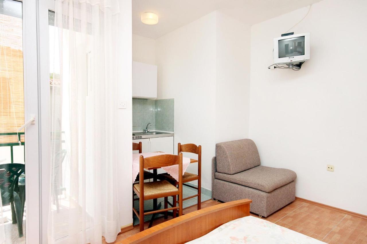 Apartments By The Sea Drvenik Donja Vala, Makarska - 6701 Buitenkant foto