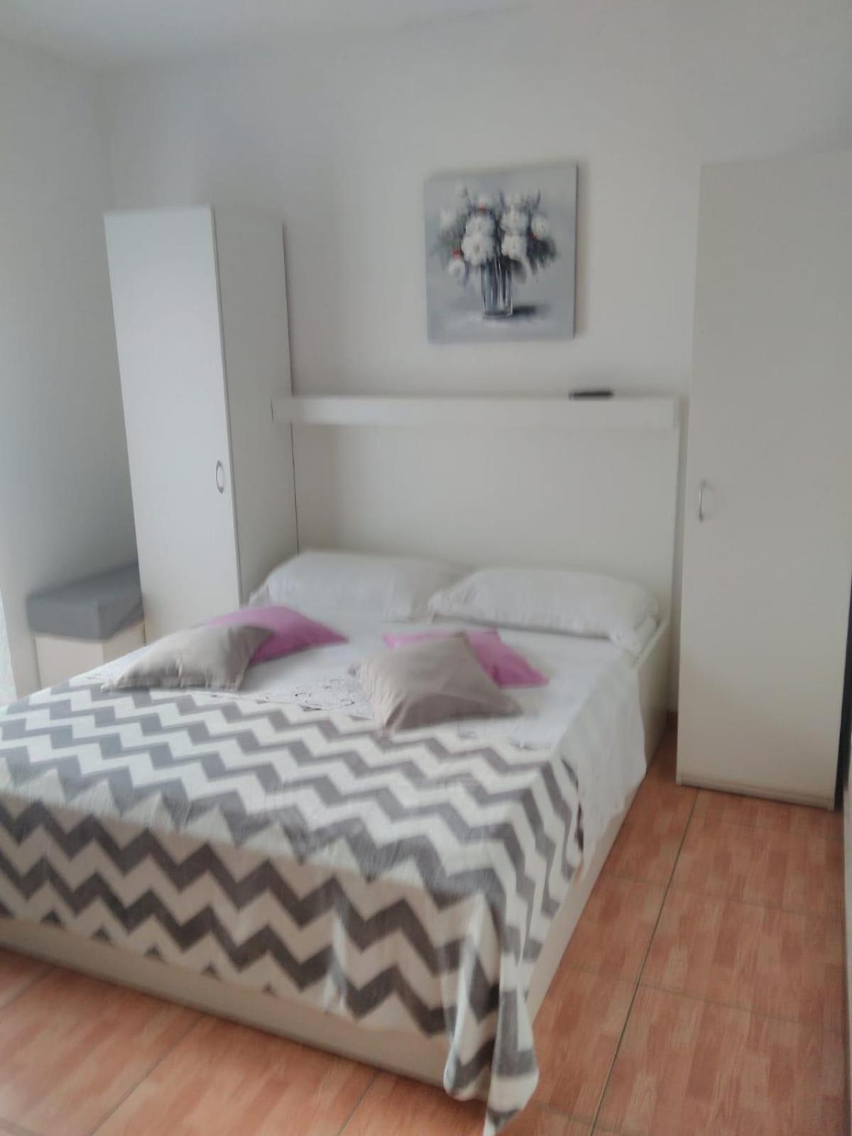 Apartments By The Sea Drvenik Donja Vala, Makarska - 6701 Kamer foto